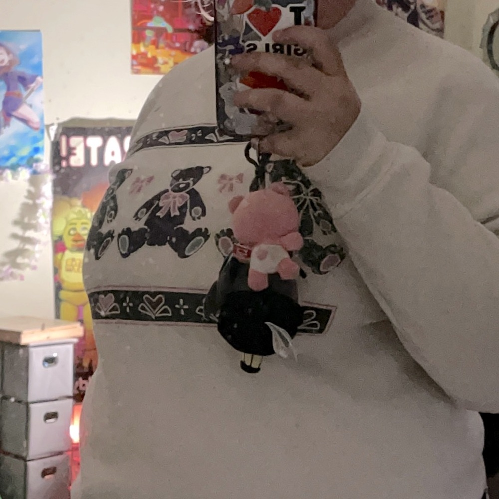 🧸 FOTL Bear Sweater | SIZE: L